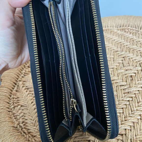 Celine Paris Large Zippered Wallet - Picture 9 of 10